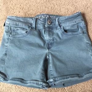 American Eagle Super Stretch Midi Shorts size 0